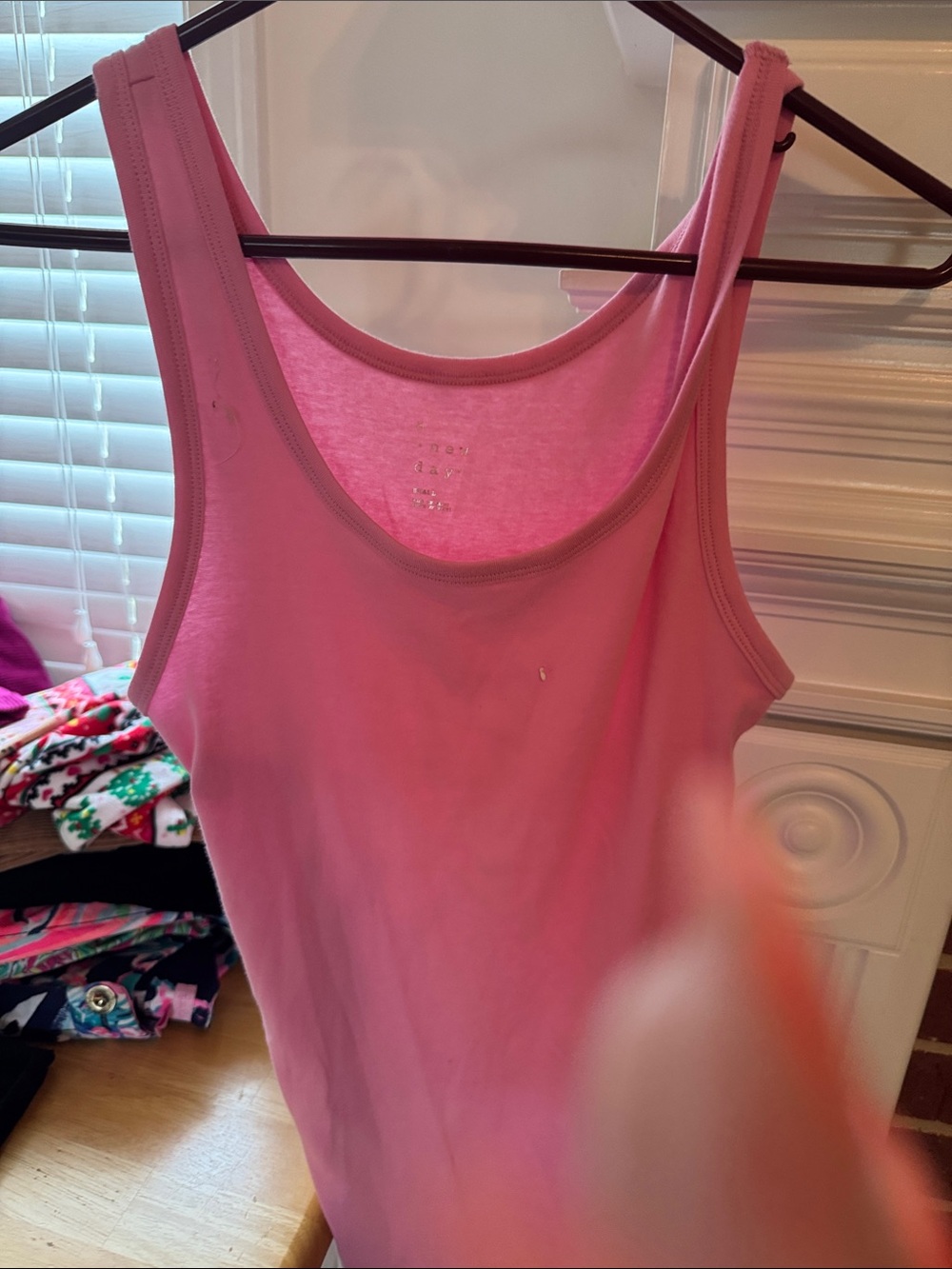 Pink Women's Scoop Neck Tank Top